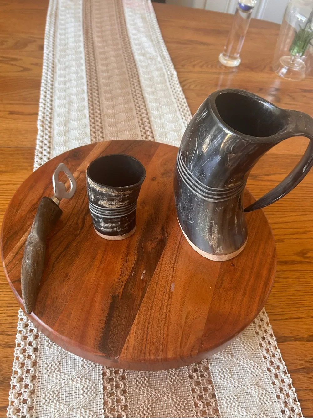 Elegant viking-style horn set with wooden base